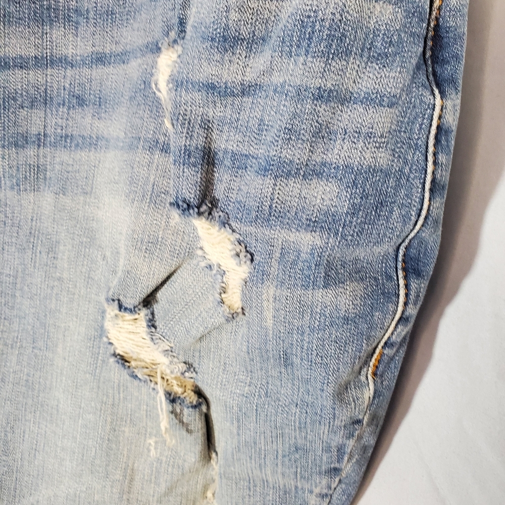 Torrid Distressed Denim Skirt Size 24 - Picture 3 of 12